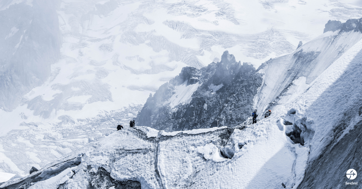 trek-to-the-summit-of-fansipan-indochinas-roof