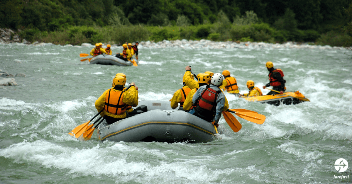 white-water-rafting-conquer-the-rapids