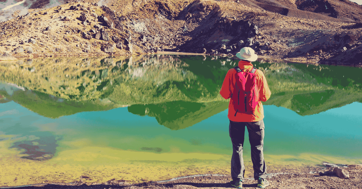hiking-the-tongariro-alpine-crossing