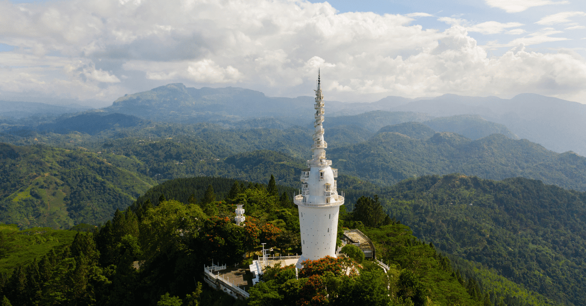 ambuluwawa-tower-a-view-from-the-clouds